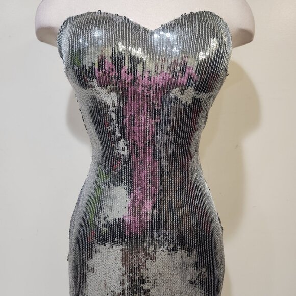 💋GLAM & SEXY💋1920's Flaper Vibe Fringe Strapless Dress in Silver Sequin - Picture 9 of 14